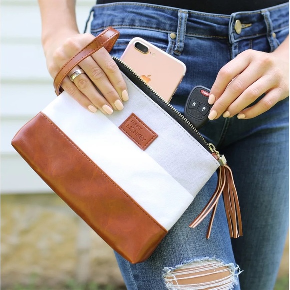 Color block Clutch - Picture 5 of 5